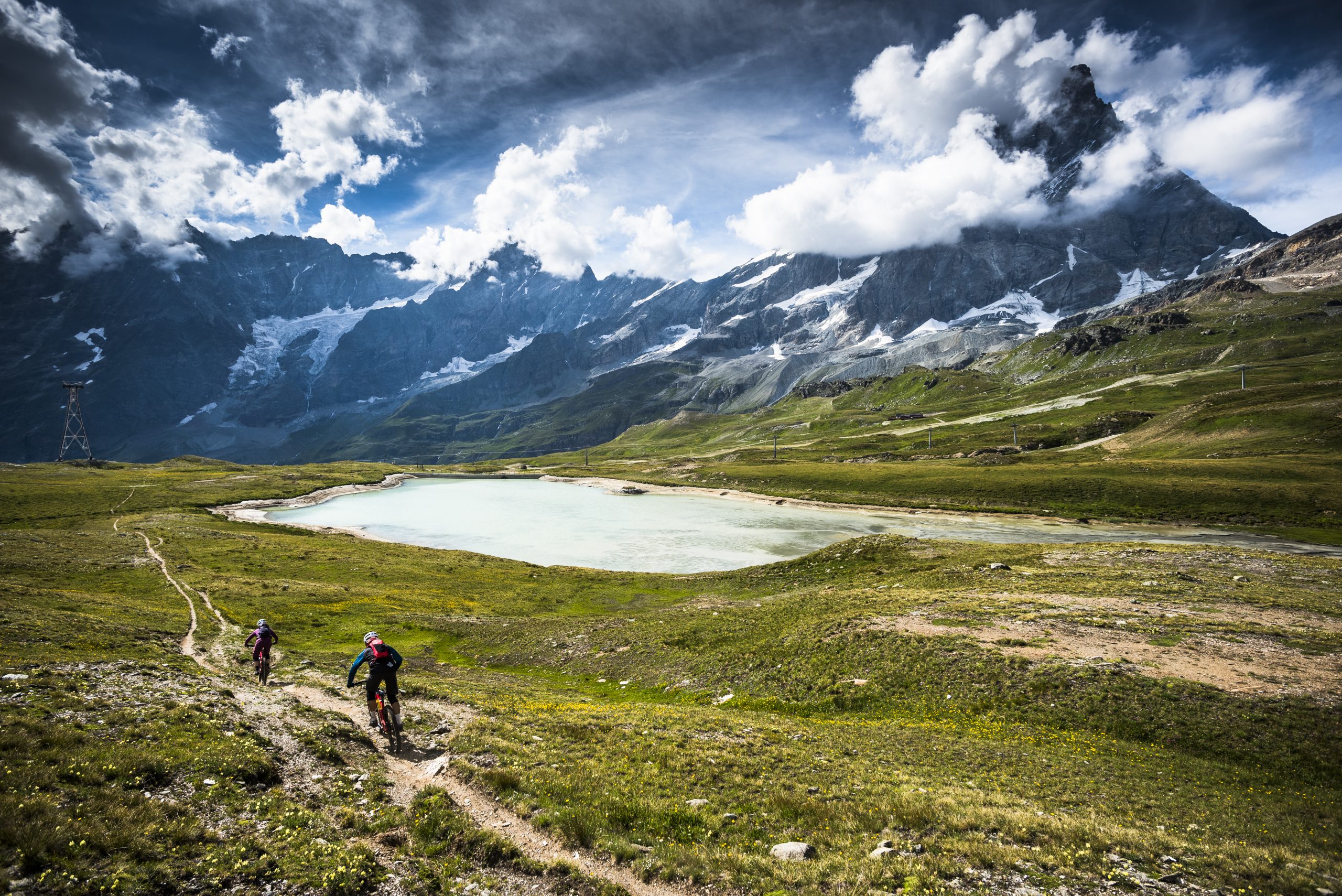 Alla scoperta della VALLE DEL CERVINO in MTB/e-BIKE - Maison Perrière